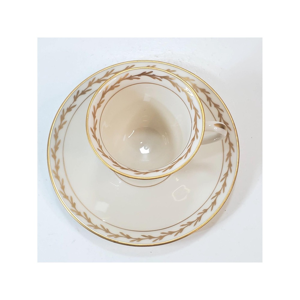 Vtg Franciscan Beverly Demitasse Cup and Saucer Gold Trim Made in California MCM - Picture 3 of 10